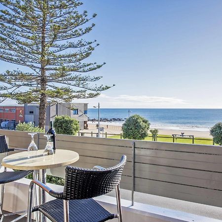 Beachfront Voyager Motor Inn 버니 외부 사진