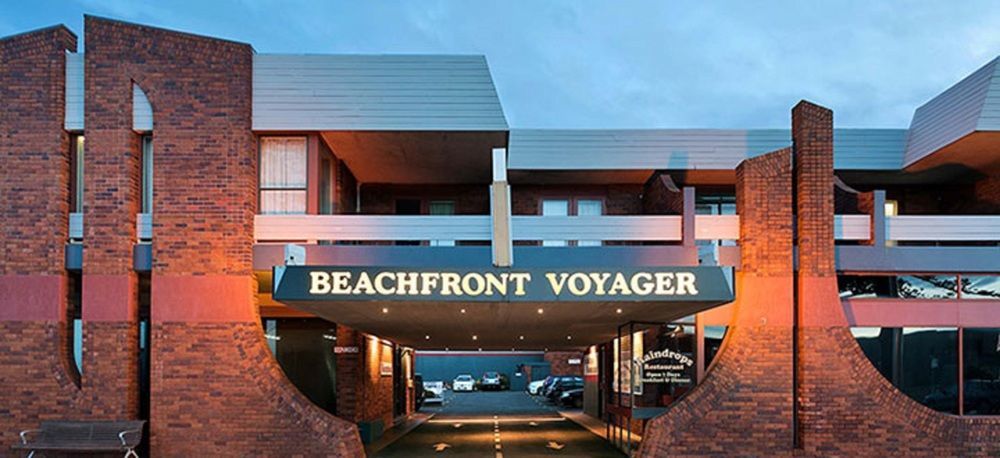 Beachfront Voyager Motor Inn 버니 외부 사진