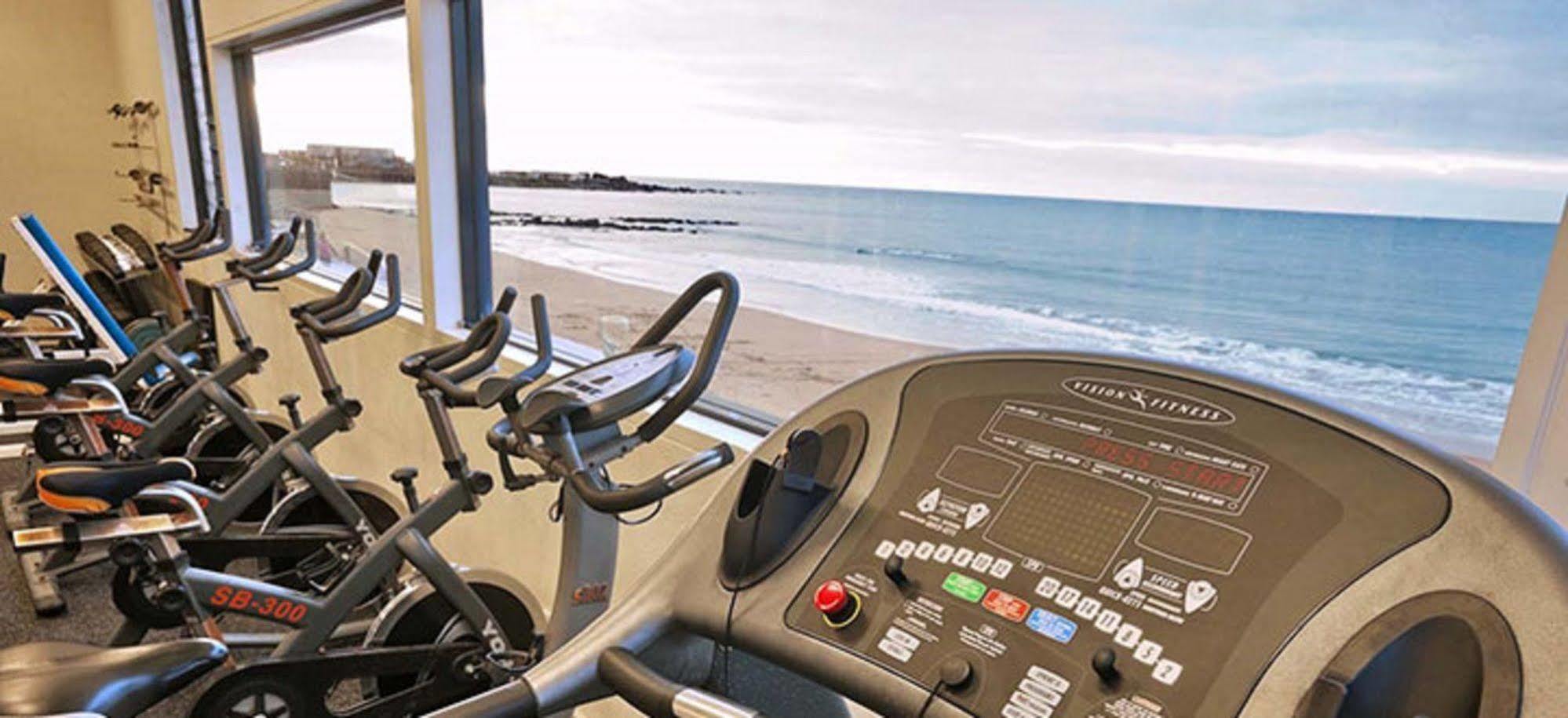 Beachfront Voyager Motor Inn 버니 외부 사진